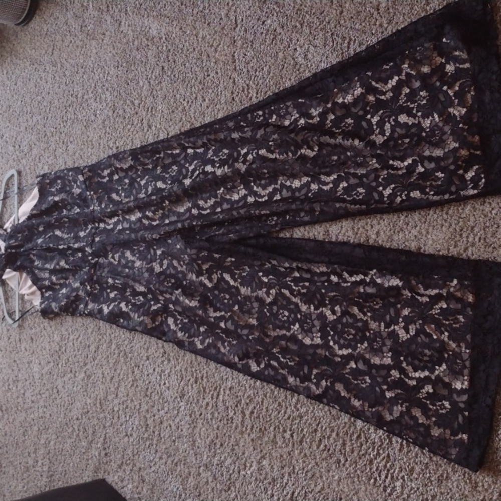 Julia Jordan lace jumpsuit - Picture 4 of 4